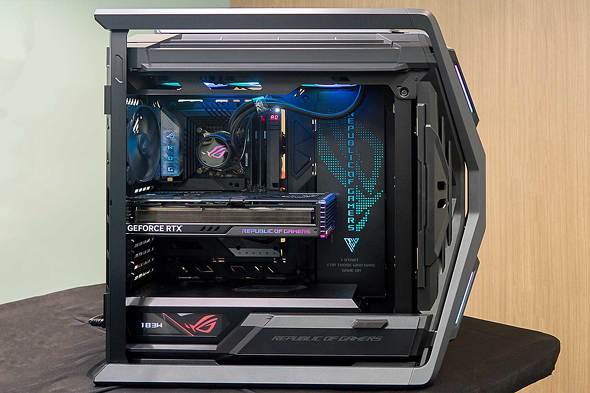 ASUS JAPAN Advanced BTF Hidden-Connector Concept }U[{[h djbg OtBbNXJ[h Back-To-the-Future