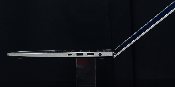 }EXRs[^[ NGC^[ m[gPC DAIV Z4-I7I01SR-A 14^ oCPC