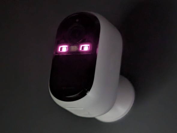 Arlo A[ EssentialOpJ 2 VMC3050-100JPS lbg[NJ O