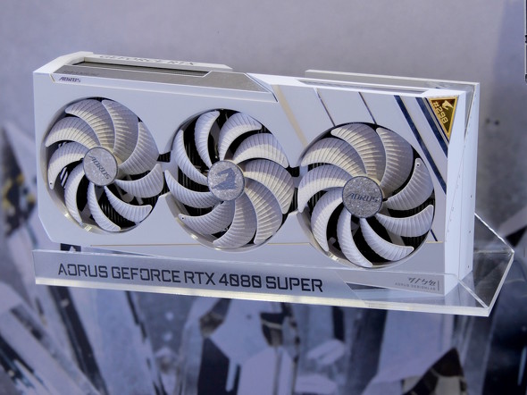 AORUS GeForce RTX 4080 SUPER XTREME ICE 16G