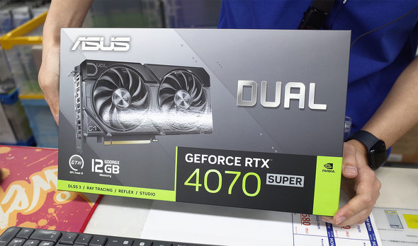 hXpHt{XɓׂuASUS Dual GeForce RTX 4070 SUPER EVO 12GB GDDR6Xv