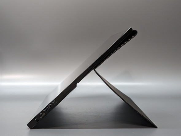 oCfBXvC j[N PROMETHEUS CAST 15.6inch UQ-PM15CST 15.6^ CX Lڑ