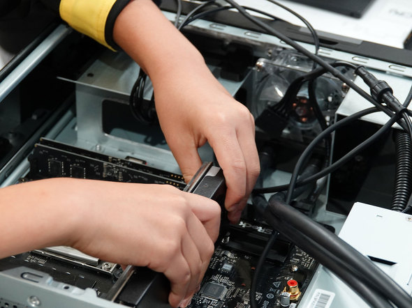 取り付けているところ