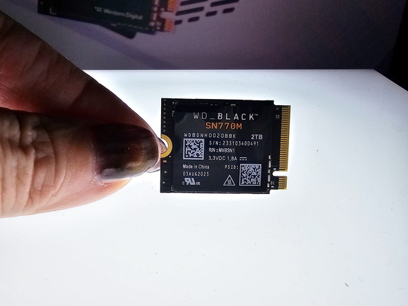 uWD_BLACK SN770M NVMe SSDv