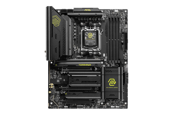 uMAG X870 TOMAHAWK WIFIv̐i摜