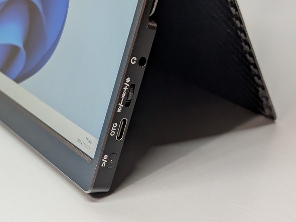 UQ-PM14FHDNT4F j[N oCfBXvC 14^ tHD 1920~1080sNZ