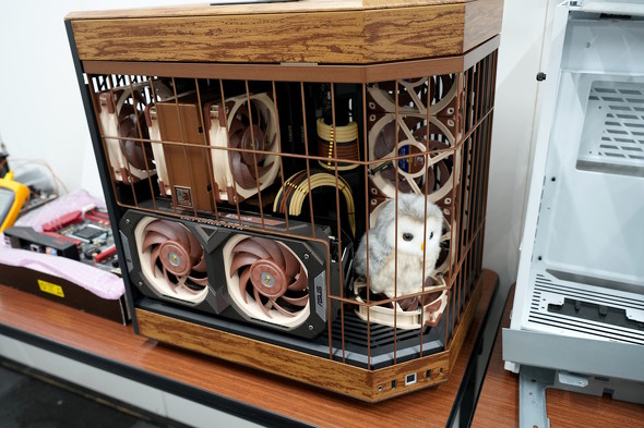 HYTE Y60 MOD Noctua build