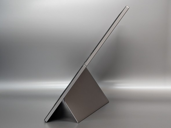 ASUS ZenScreen Fold OLED MQ17QH 17.3C` oCfBXvC tH_u 2܂