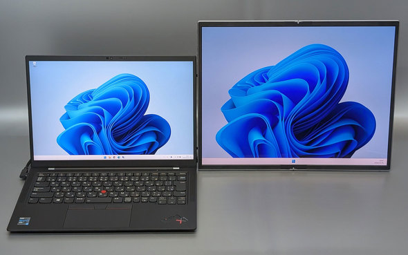 ASUS ZenScreen Fold OLED MQ17QH 17.3C` oCfBXvC tH_u 2܂