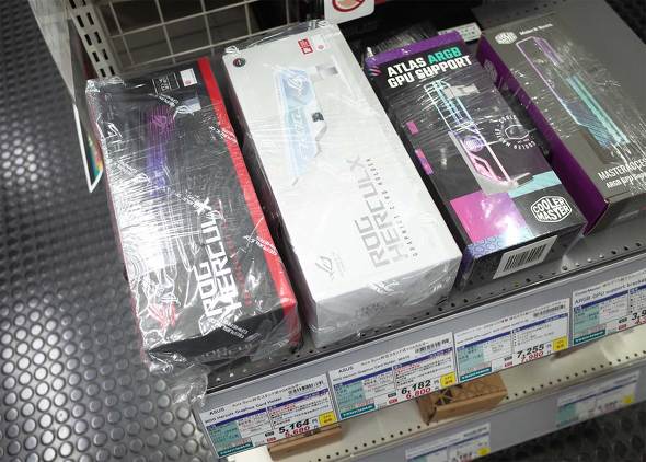 TSKUMO eX.ɕԍƔ́uROG Herculx Graphics Card Holderv