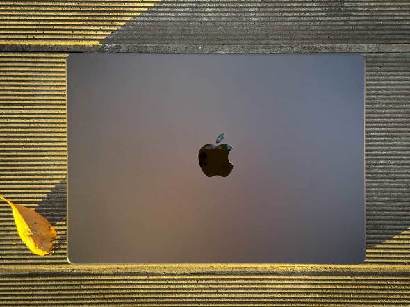 Apple Apple MacBook Pro Thunderbolt 5 M4 Pro Max m[gPC |Cg