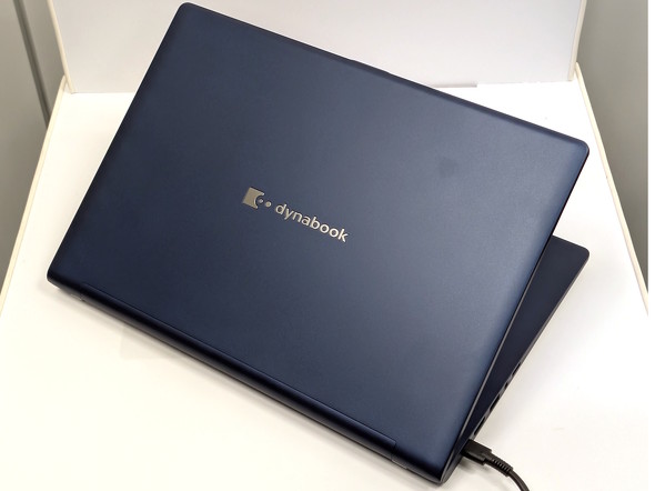 法人向けノートPC「dynabook X74」登場 バッテリーセルフ交換可能モデルの14型仕様 - ITmedia PC USER