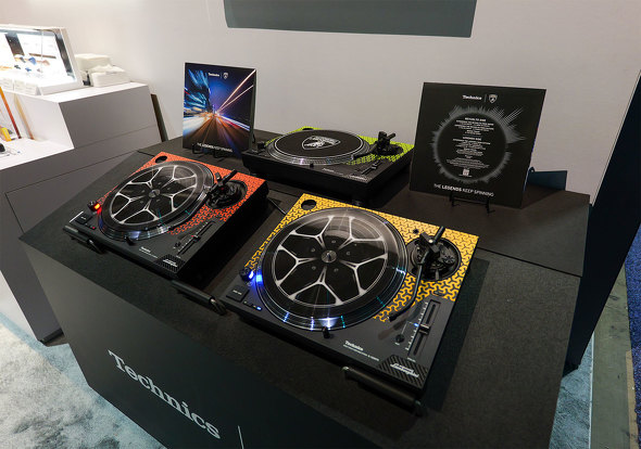 CES 2025 pi\jbN O[v Umi 팩 YK Anthropic AI 250Nv 5