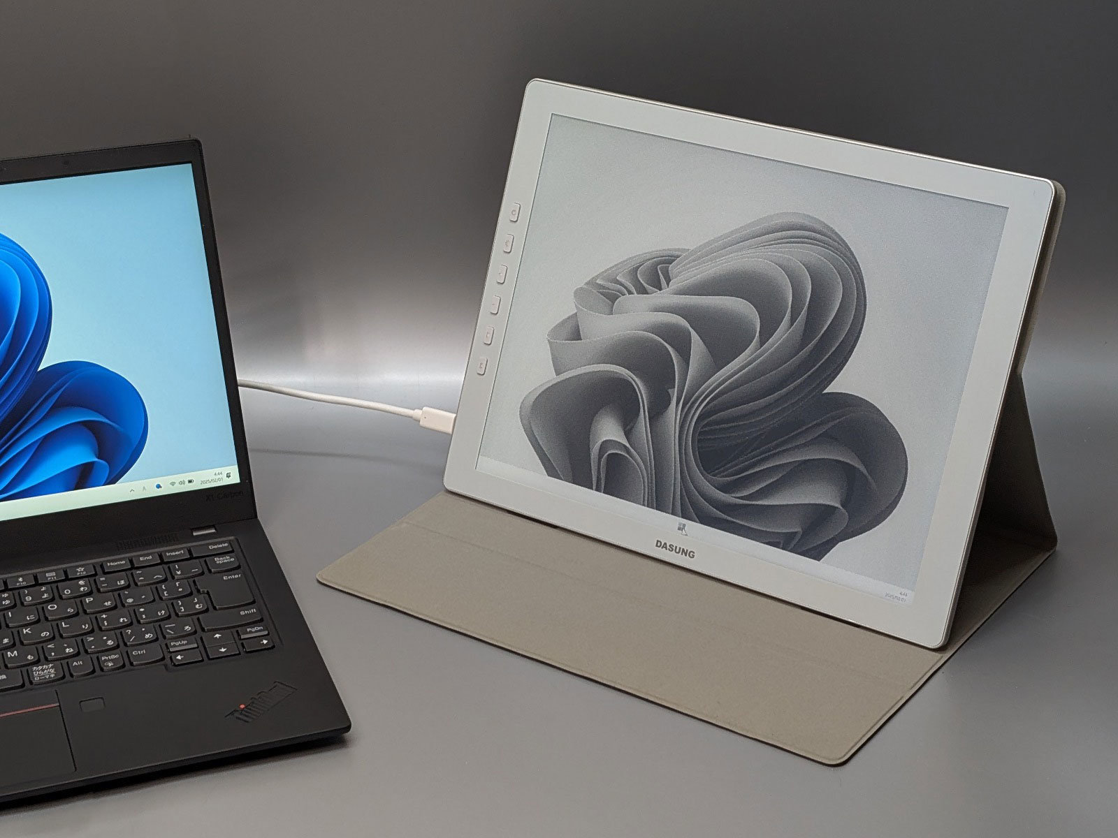 動画あり】「DASUNG133 REVO」はテキスト入力を行う最高峰の環境