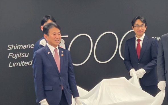 xmʃNCAgRs[eBO FCCL YH xm {ЍH FMV LOOX