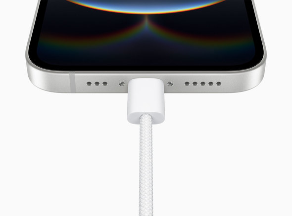 Apple Intelligence iPhone 16e z[{^ Lightning USB Type-C X^_[h