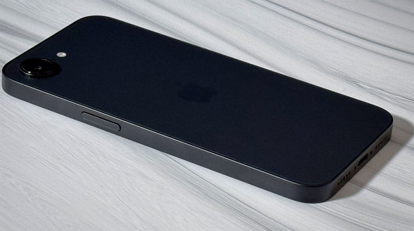 Apple Intelligence iPhone 16e z[{^ Lightning USB Type-C S