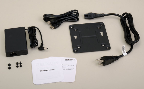 GEEKOM NUC ~jfXNgbvPC A6 Ў Ryzen 7 6800H Radeon 680M Graphics