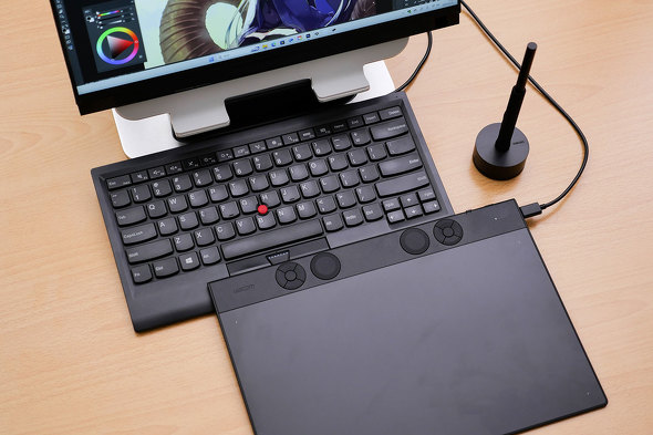 Intuos Pro Medium R ^u y^ubg Vivy3 Small Medium Large