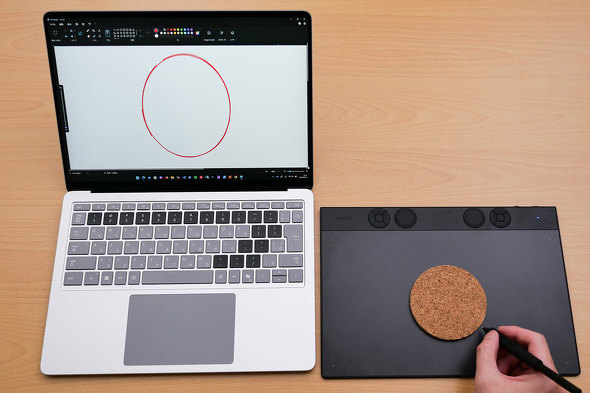 Intuos Pro Medium R ^u y^ubg Vivy3 Small Medium Large