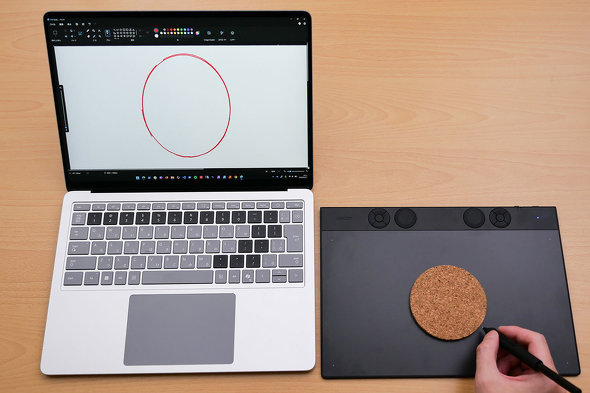 refeia {}CN\tg Surface Arm Snapdragon X Elite SoC R hCo