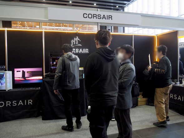 CORSAIR̃u[X