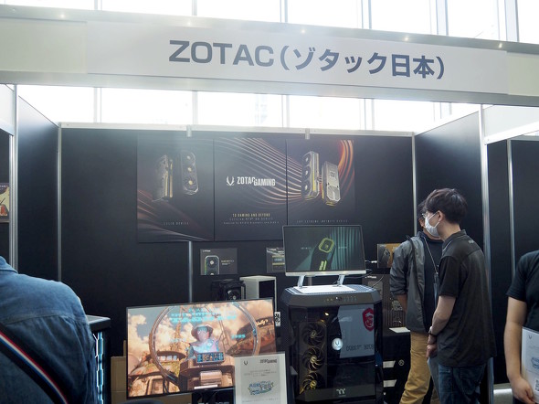 ZOTACのブース