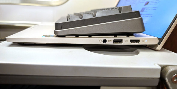 ʏAtX^C̏ꍇ̓L[{[h̊ԂɃL[{[hubWݍ܂ȂƁAOtL[{[hƃm[gPC̃L[Ă܂