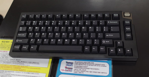 p\RSHOPA[NɓׂuLUMINKEY 75 V2 Wiredv