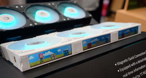 MINECUBE 360 Ultra ARGB Thermaltake T[}eCN [VO ȈՐ L^fBXvC