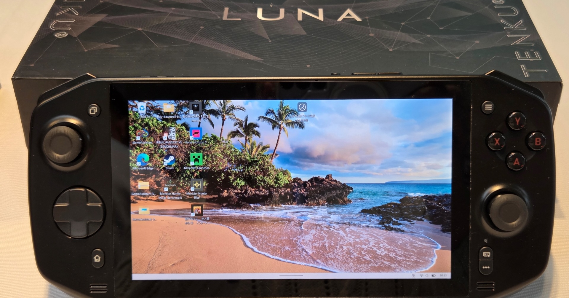 天空のオリジナル7型ポータブルゲーミングPC「TENKU LUNA」に触ってき