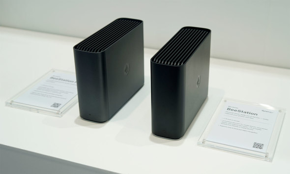 Synology u[X VmW[ NAS XCb` PoE AI `bg Xg[W AvCAX