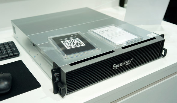 Synology u[X VmW[ NAS XCb` PoE AI `bg Xg[W AvCAX