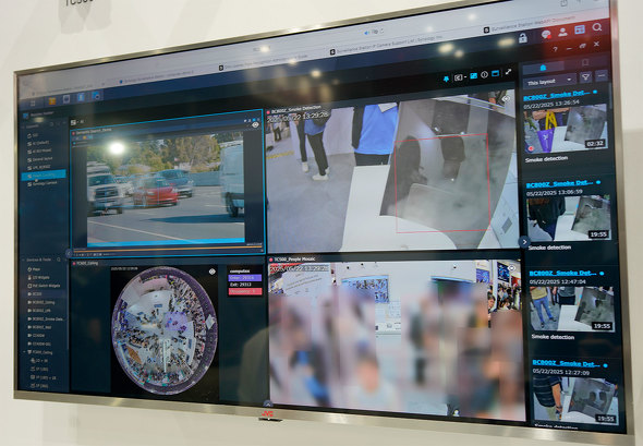 Synology u[X VmW[ NAS XCb` PoE AI `bg Xg[W AvCAX