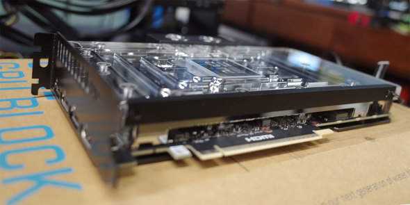 ubNƃJ[ȟ݂2XbgɎ܂