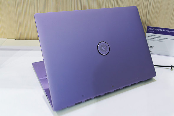 ASUS JAPAN COMPUTEX TAIPEI 2025 u[X ProArt NUC Copilot+ PC E Ink