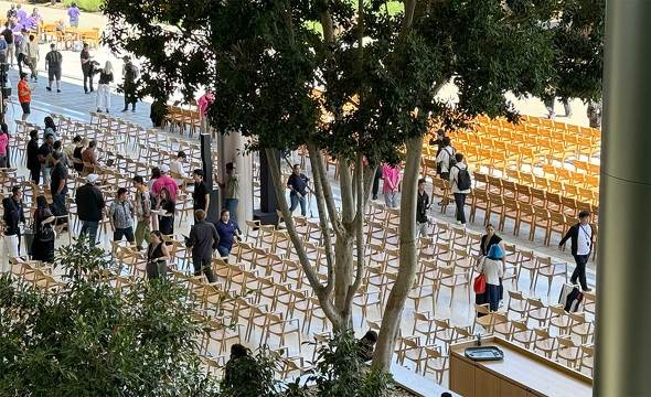 WWDCł̃}j؍HHiroshima`FA