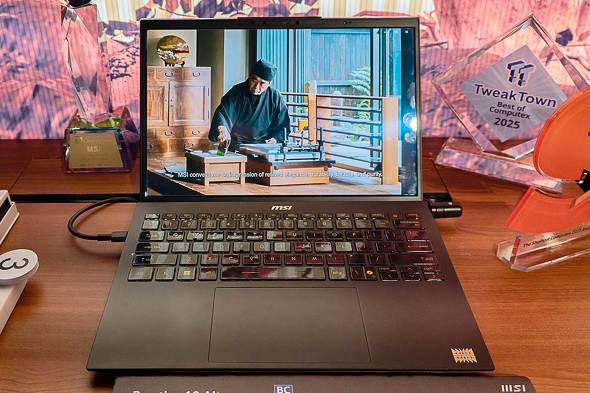 MSI GGXACRs[^[Wp G PC R ZfX R{