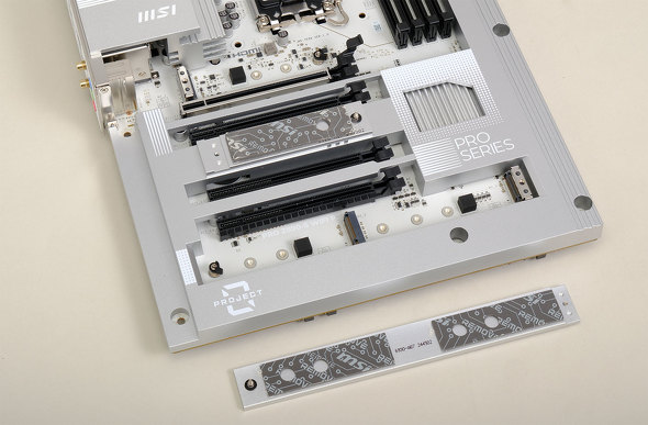 GGXACRs[^[Wp MSI PC z Project Zero PCP[X }U[{[h