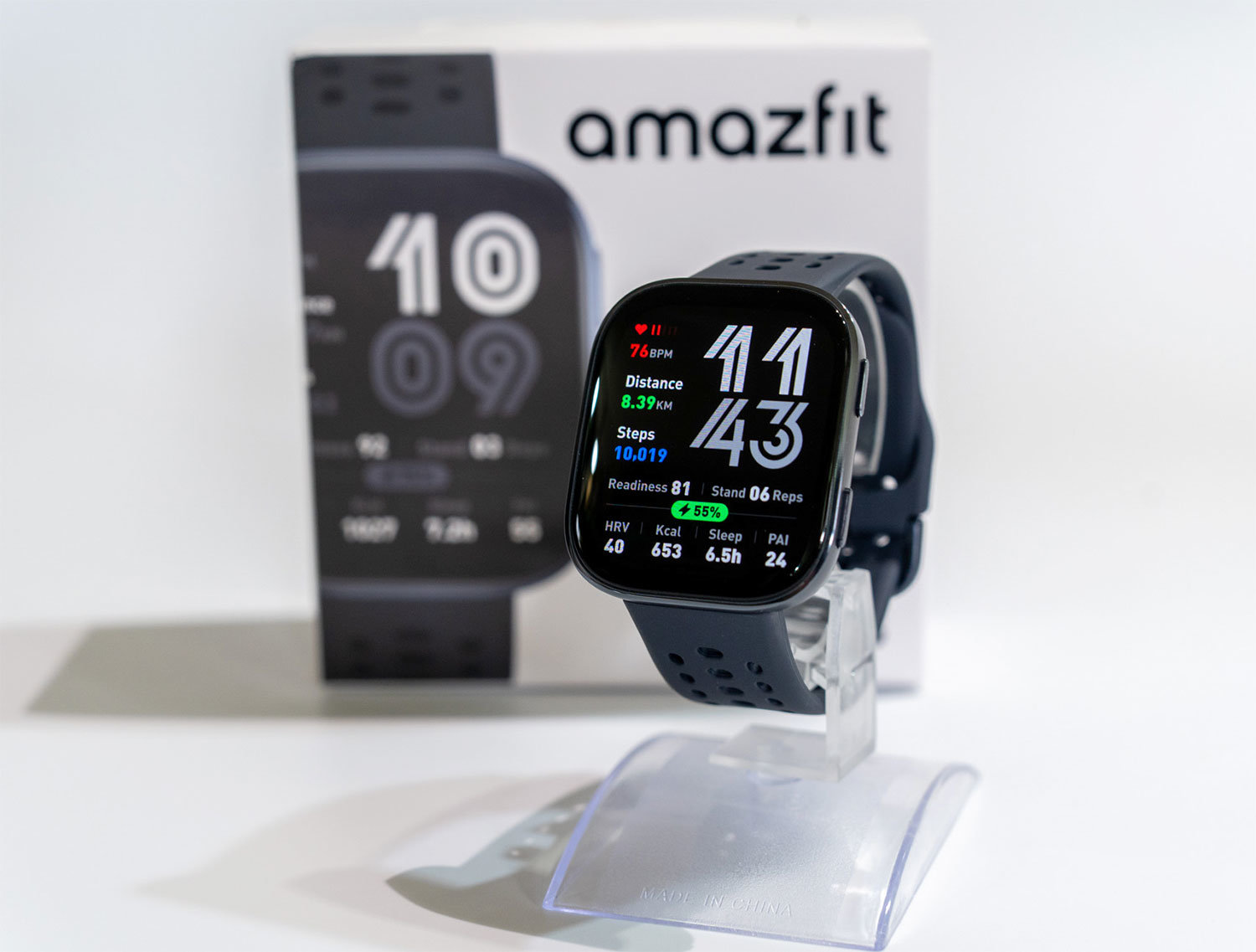 1.5万円切りのコスパ良しスマートウォッチ「Amazfit Bip 6」を開封 