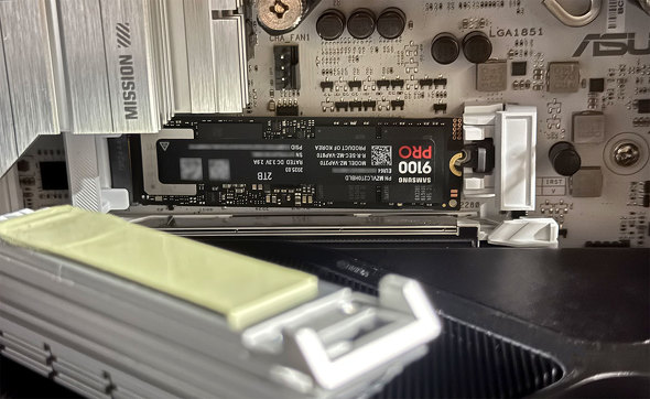 PCIe 5.0 PCI Express 4.0 3.0 SSD NAND  e 2TB 4TB 1TB Samsung WD Sandisk