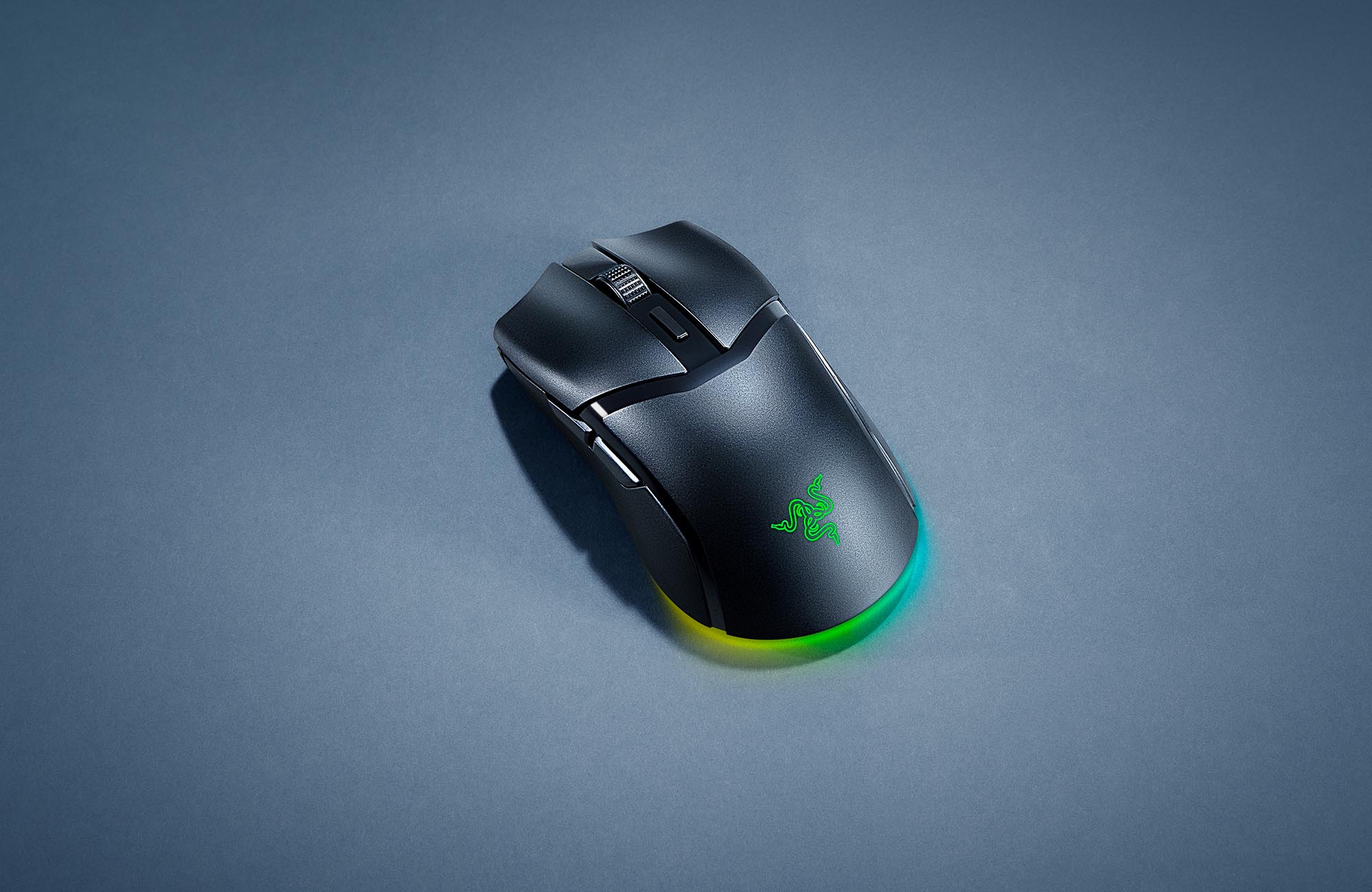 Razer、9ボタンを搭載した軽量多機能設計のワイヤレスゲーミング