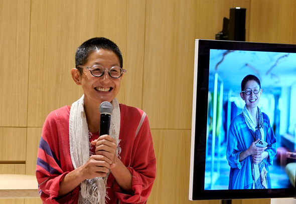 Apple Store Abv cX XgA ~c  S֋ E֐ 2025