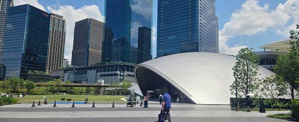 Apple Store Abv cX XgA ~c  S֋ E֐ 2025