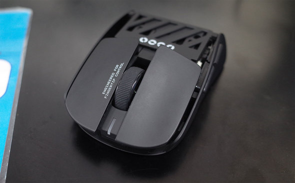 お尻がない”ゲーミングマウス「X2F Launch Edition」が店頭に