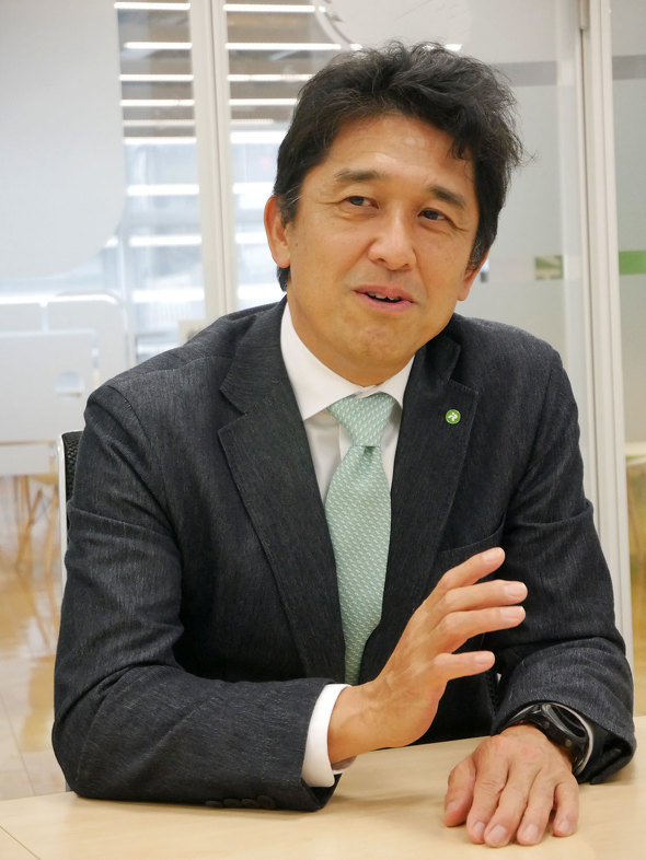 AC{bgWp iRobot o u[o Roomba {bg|@ @