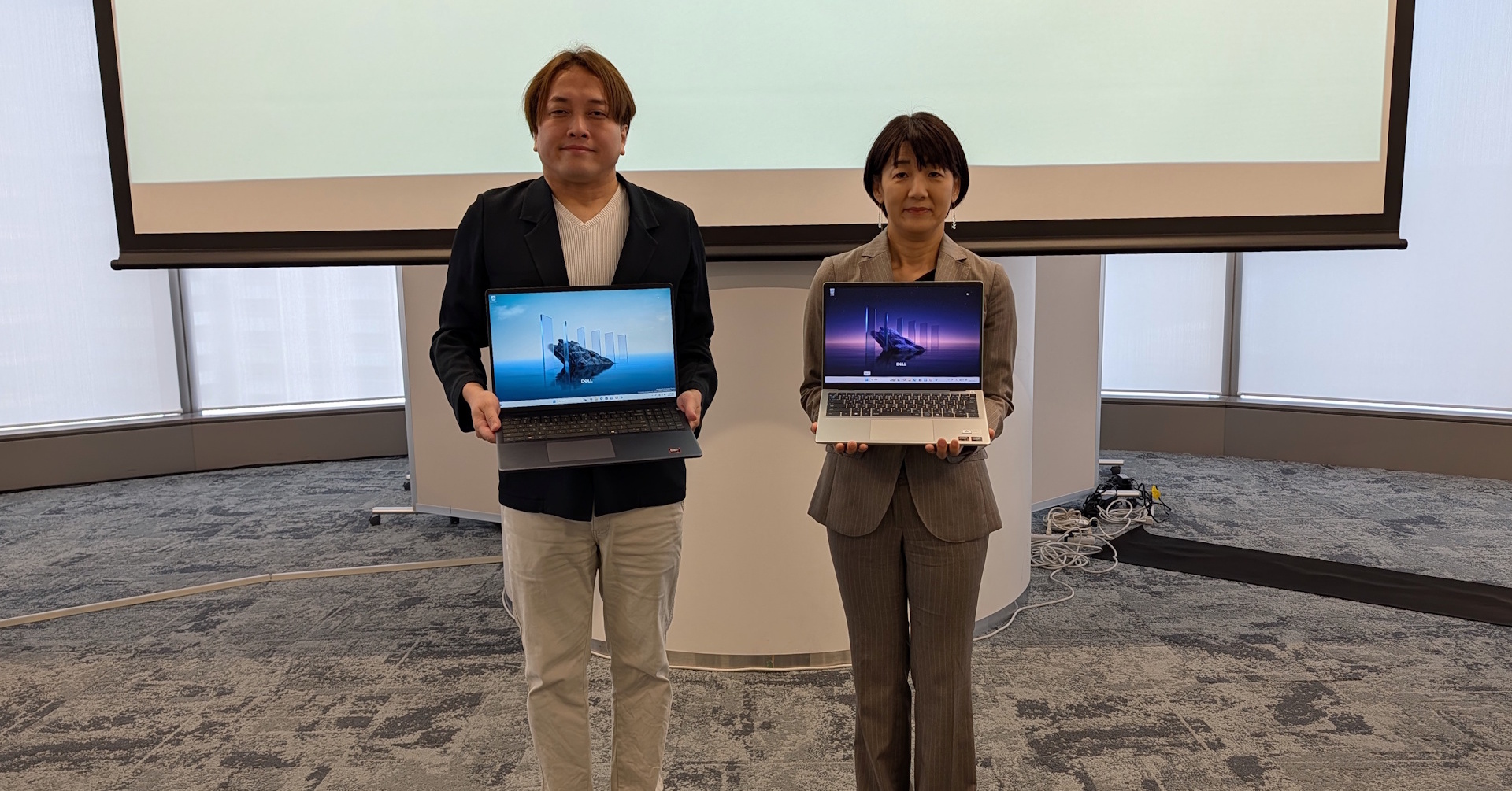 DELL ノートPC シルバー 日本語配列 シルバー ノートパソコン | Dell 日本