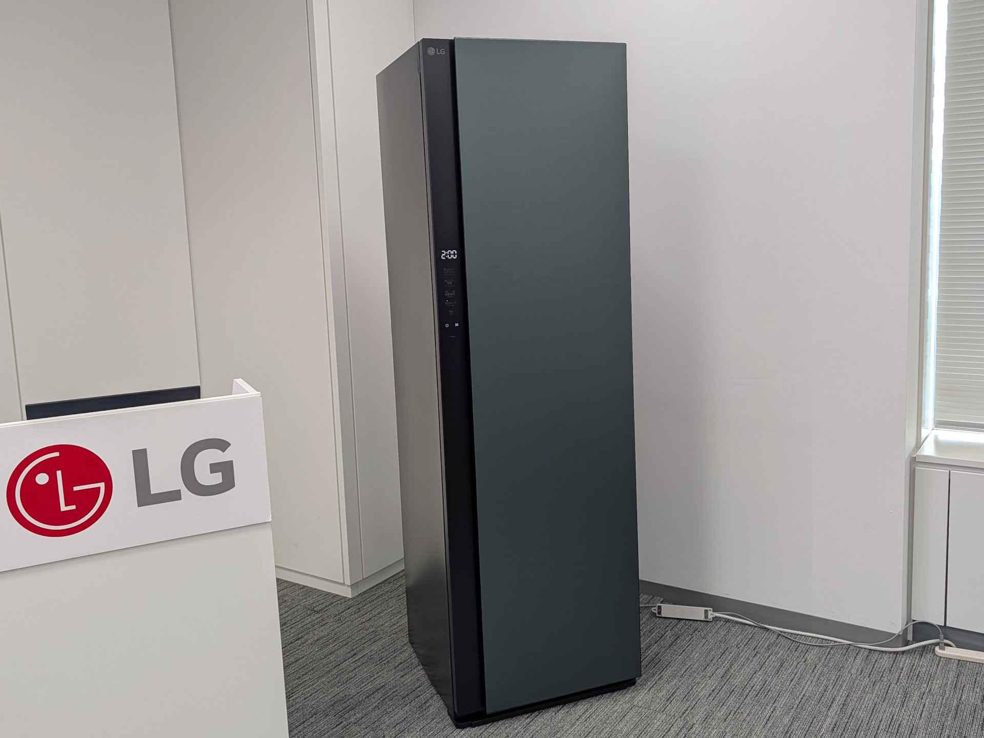 衣類ケア家電「LG Styler」の5ハンガーモデルに廉価版 クラファン形式