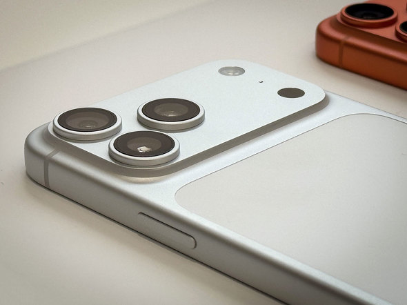 Apple iPhone 17 Pro Air XyVCxg fUC Liquid Glass iOS 26