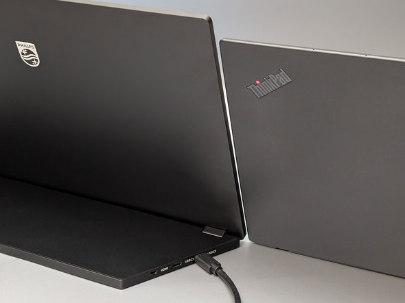 tBbvX oCfBXvC 15.6^ 16B1P3320/11 Philips VESA }Eg